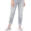 Zusss-trendy-mom-jeans-lichtgrijs-0303-019-1015-model1